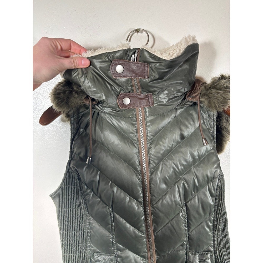 Goode Rider Luxury Down Puffer Vest Sz M Green Down Fill Fur Trim Equestrian - Picture 2 of 11